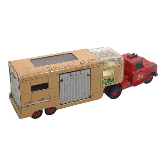 Matchbox No K-18 ASCOT Stables DODGE TRACTOR and King Size Articulated Horse Van - Picture 11 of 14